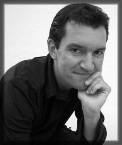 NICOLAS VIELLE, pianiste compositeur, arrangeur, accompagnateur